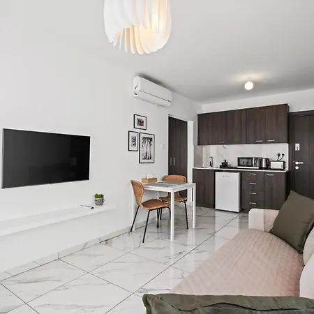 Majan Residences لارنكا