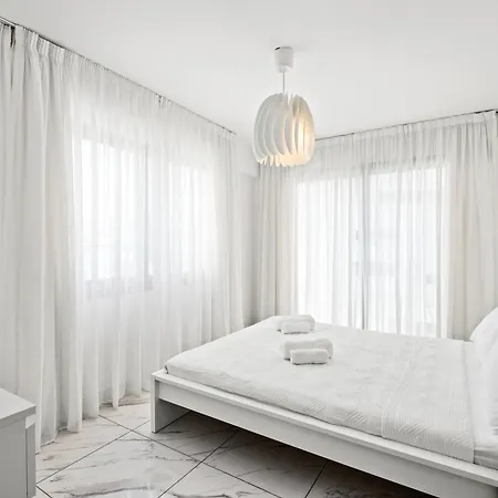 Majan Residences Apartment *