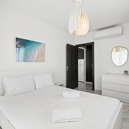 Majan Residences Апартаменти *