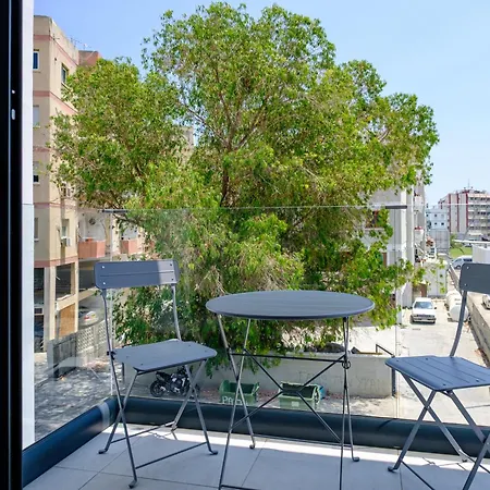 Majan Residences Апартаменти Ларнака