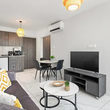 Апартаменты Majan Residences