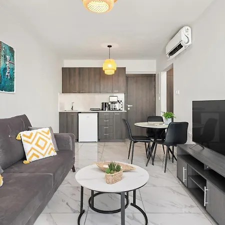 Majan Residences Апартаменты *