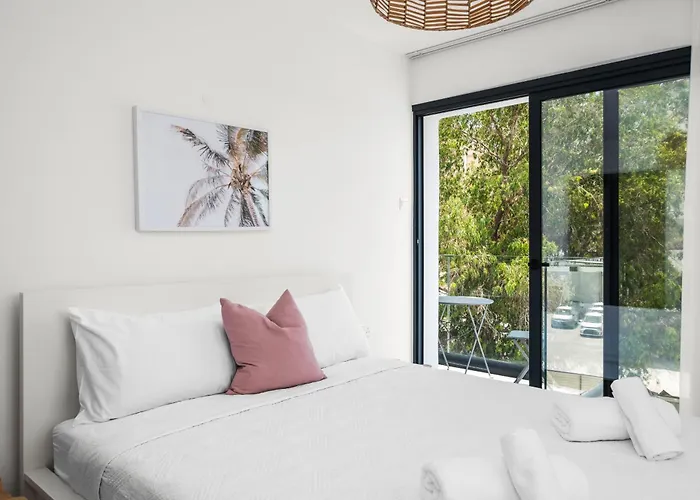 Majan Residences Апартаменти Ларнака